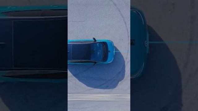 Тест на торможение #volkswagen #id3 со 100 км/ч до шампанского #shorts смотреть онлайн