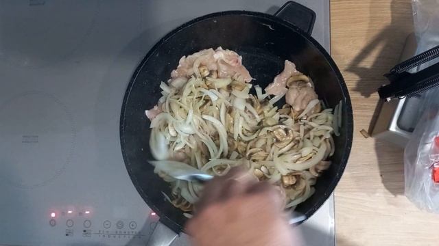 Жульен на сковороде ...просто ! Обед или ужин смотреть онлайн