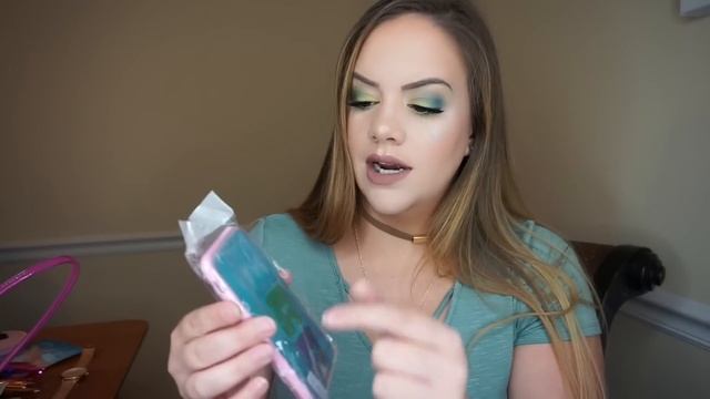 Huge Wish App Haul - Amazing deals or a SCAM?! смотреть онлайн