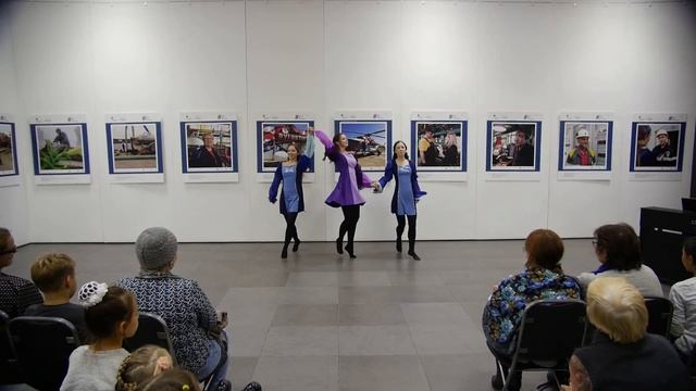 Рил на троих The Lenas :) смотреть онлайн