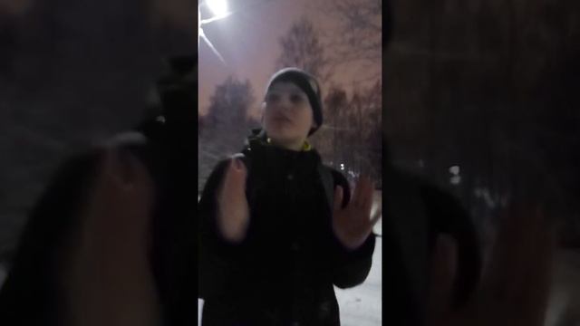 Едят снег с сухариками и кетчупом смотреть онлайн