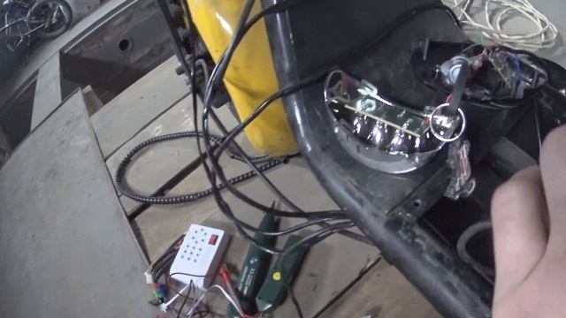 Електроскутер CityCoco на ремонті