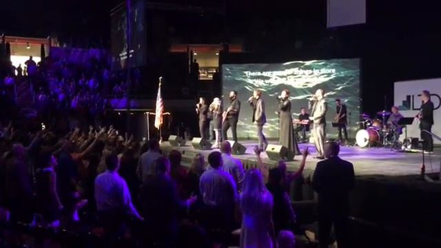 DayOne & Ricardo Sanchez LIVE WORSHIP смотреть онлайн