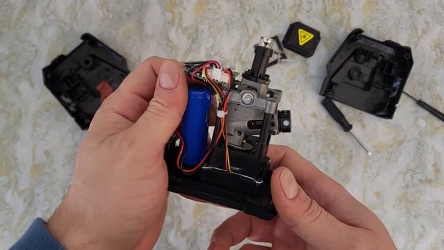 Parkside Performance Cordless Cross Line Laser 4V PKLLP 360 B2 DISASSEMBLY смотреть онлайн