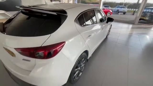 Edwards Mazda 2016 Mazda 3 Special Edition Sport Black Hatchback VU66XHW смотреть онлайн