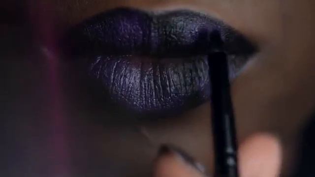 Видеоурок макияжа от культового бренда ILLAMASQUA #2 смотреть онлайн