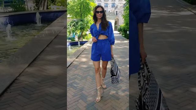 Женский Стильный костюм с шортами смотреть онлайн