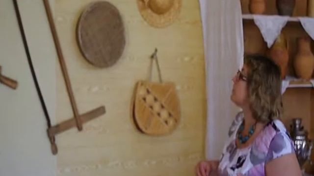 Центр "Зорка". Музейная экспозиция "Дзедава хатка" смотреть онлайн