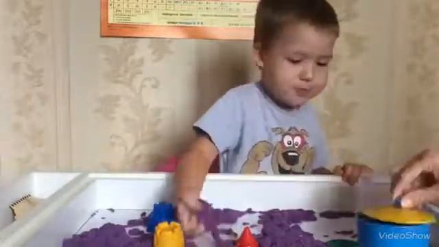 ИГРЫ С КИНЕТИЧЕСКИМ ПЕСКОМ В ПЕСОЧНИЦЕ MYPLAYROOM.RU смотреть онлайн