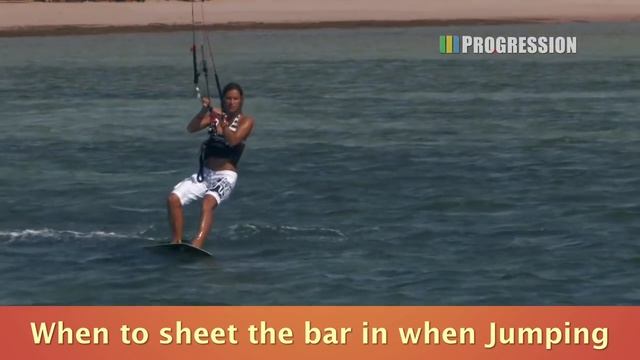When to sheet the bar in when jumping - Kitesurfing - Progression смотреть онлайн