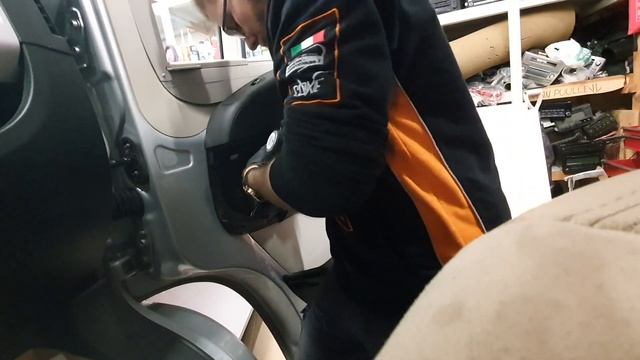 Fiat Ducato kaiutinvaihto alle 2 min смотреть онлайн