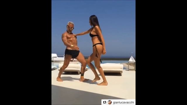 Джанлуки Вакки танцует /// Gianluca Vacchi dance смотреть онлайн