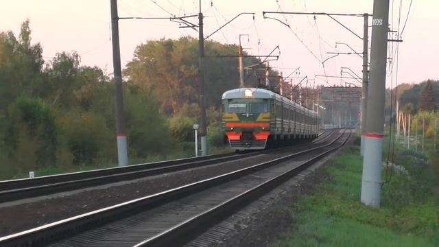 Электропоезд ЭД2Т-0010 перегон Голицыно - Петелино смотреть онлайн
