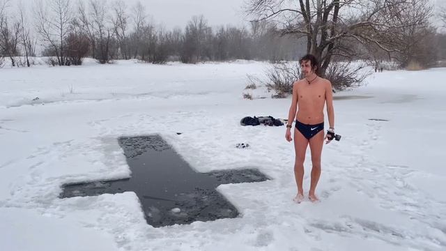 Бегаем по снегу зимой и Купаемся 18.02.2021 смотреть онлайн