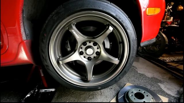 greddy front 6 piston brakes install on the RX7 FD смотреть онлайн