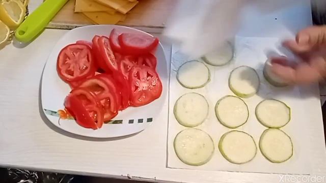 КАБАЧОК+ПОМИДОР+СЫР+5 МИНУТ ВРЕМЕНИ = НАСТОЯЩИЙ ШЕДЕВР БЕЗ ПЛИТЫ! смотреть онлайн