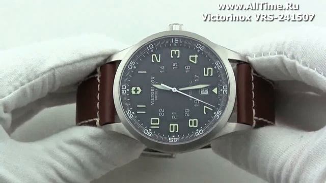 Обзор. Мужские наручные часы Victorinox VRS-241507 смотреть онлайн