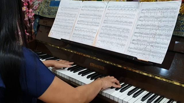 PIANO KLASIK VIRAL CHOPIN - Valse Op.64 No.1 #viral #chopin #valse #piano #pianoklasik #fyp #trend смотреть онлайн