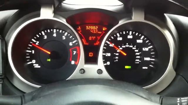 2011 Nissan Juke FWD CVT Driving around in Normal Mode смотреть онлайн