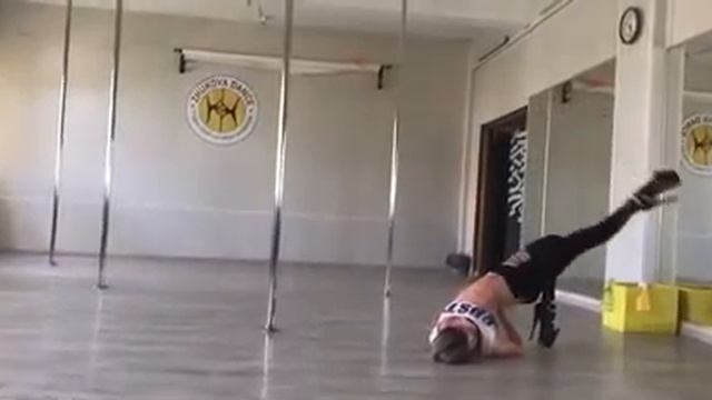 Zhukova Dance? смотреть онлайн