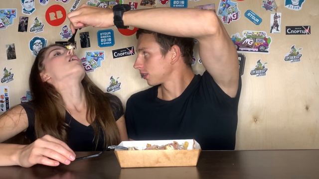 Доставка шаурмы и бургеров из Гриль и Гоу/Grill & Go. Много мяса. смотреть онлайн