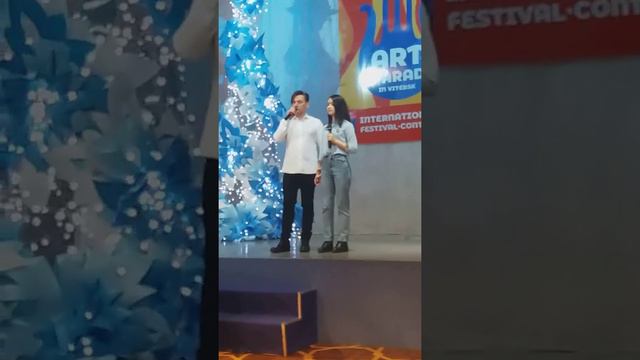 Руслан Алехно! Арт-парад в Витебске! Мастер-класс, с Русланом Алехно исполнили песню дуэтом ! смотреть онлайн
