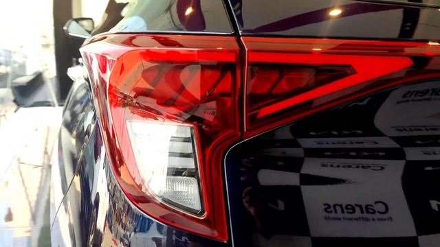 KIA Carens 7 & 6 Seater MPV | 20 lacs ఏతే మాత్రం కోనడం దండగా | 2nd & 3rd Row Comfort Tested смотреть онлайн