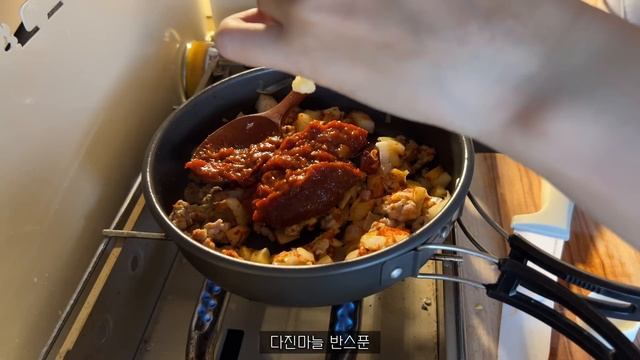 인생이 시트콤인 여자의 전국투어 캠핑(3) | 논산 노지캠핑 | 소형suv차박 | 솔로캠핑 смотреть онлайн