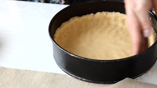 Блины с клубничным вареньем