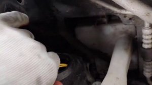 Замена лампы ближнего света KIA ceed 2010год/1,4;1,6