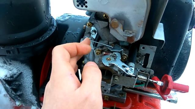 Снегоубощик MTD Регулятор холостого хода при нагрузке смотреть онлайн