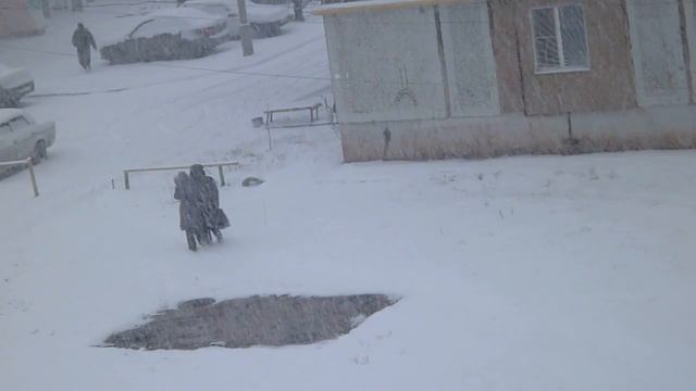 А у нас сегодня снег... смотреть онлайн
