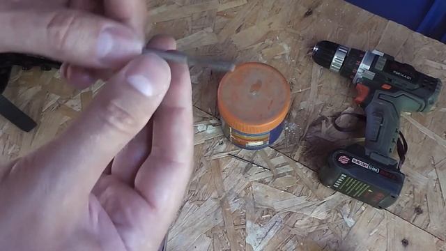 Сорвалась (слизалась) резьба в отверстии рамы роликовых коньков FILA NRK FUN