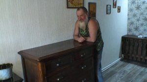 Про реставрацию старинного комода сталинско-хрущевской эпохи...своими руками.