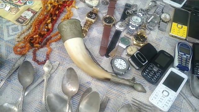 85 жаштагы Шамши аксакалга бара жатып тарттым.Кызыл кыя базары. смотреть онлайн