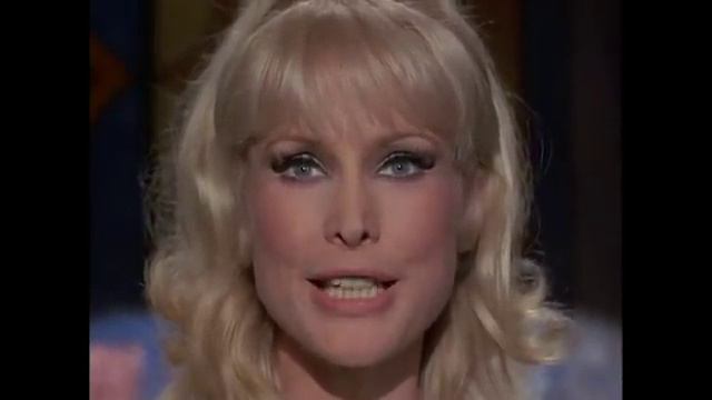 Jeannie II Performs In A Club | I Dream Of Jeannie