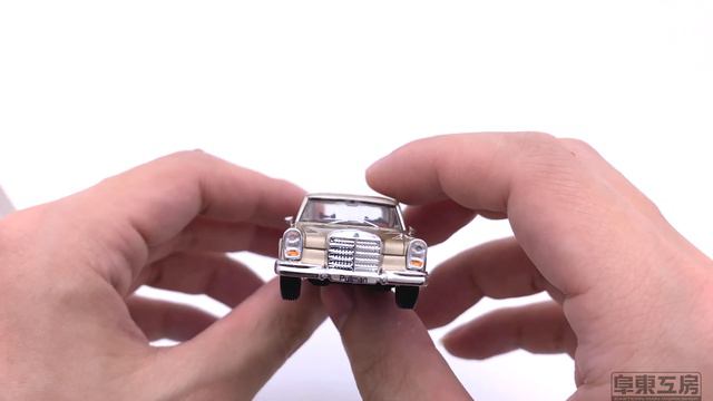 DCT Mercedes Benz Pullman Gold 1/64 [開箱 開封動画 UNBOXING] смотреть онлайн
