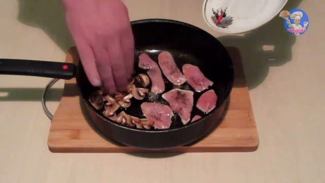 Яичница с грибами и курицей! Французский завтрак! ВКУСНЯШКА смотреть онлайн