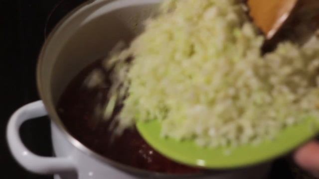 Как сварить овощной суп с фрикадельками. Свекольный, с капустой и картофелем смотреть онлайн