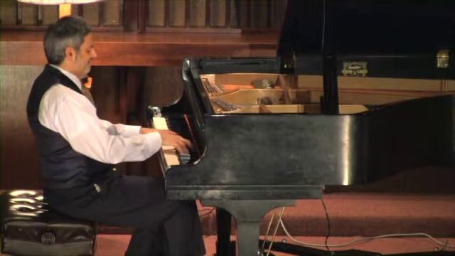 Chopin's Mazurka in f minor, op. 63 no. 2 смотреть онлайн