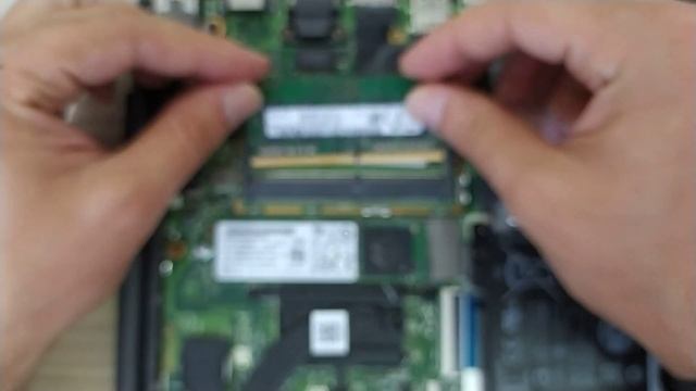 Lenovo V330 14IKB Upgrade RAM SSD NVMe Batarya смотреть онлайн