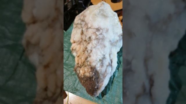 Кварц не окатанный смотреть онлайн