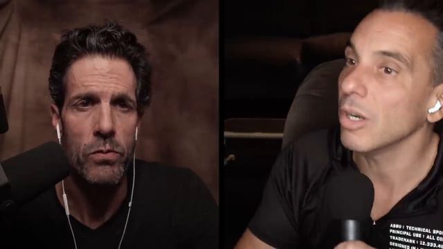 What happens at the Hospital when Tiger Woods arrives? смотреть онлайн