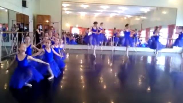 Омск.ПРЕКРАСНЫЙ ТАНЕЦ ФЕЙ! смотреть онлайн