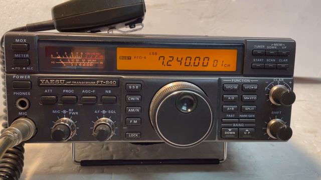 YAESU FT-840 RECEIVER смотреть онлайн
