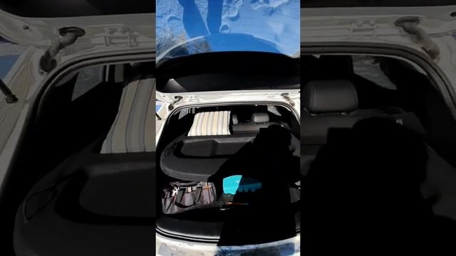 Амортизаторы багажника Nissan Qashkai J11