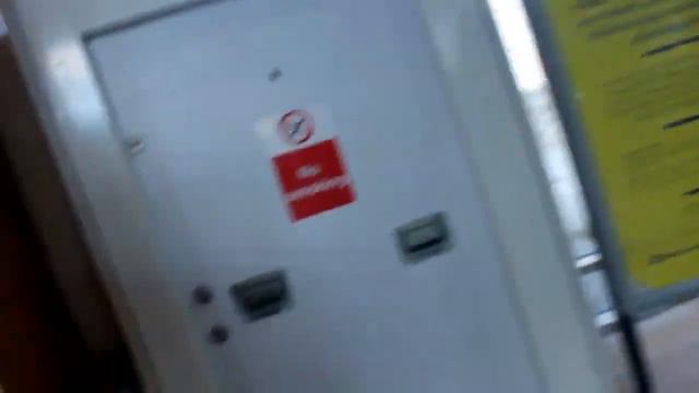 NO U CAN NOT FILM I WILL CALL BRITISH TRANSPORT POLICE !!! смотреть онлайн