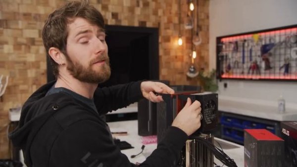 My EASIEST PC Build In Years! - Louqe RAW S1