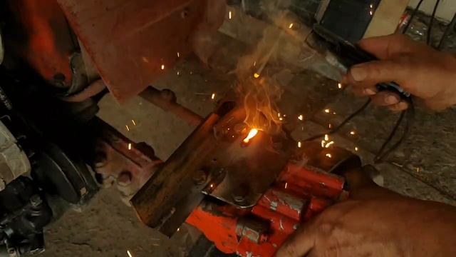 Т 25 Ремонт гидравлики, перенёс Распределитель смотреть онлайн