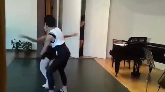 Pas De Deux com música de J.S.Bach смотреть онлайн